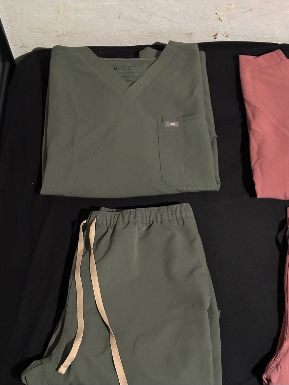 FIGS Olive Green Scrub Set - V-Neck Top & Drawstring Pants